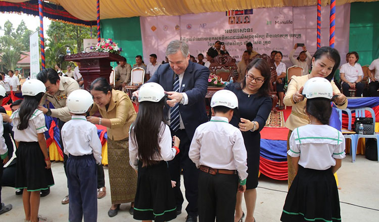 Helmets for Families helps protect the children of Preah Sihanouk Province