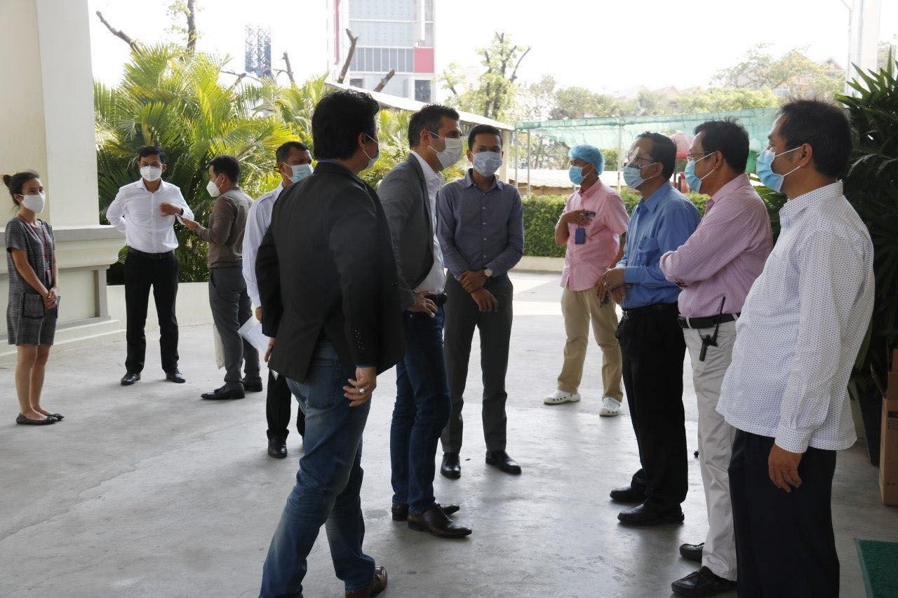 Manulife Cambodia donated 10,000 face masks and 1,000 hand sanitizers to Khmer-Soviet Friendship Hospital