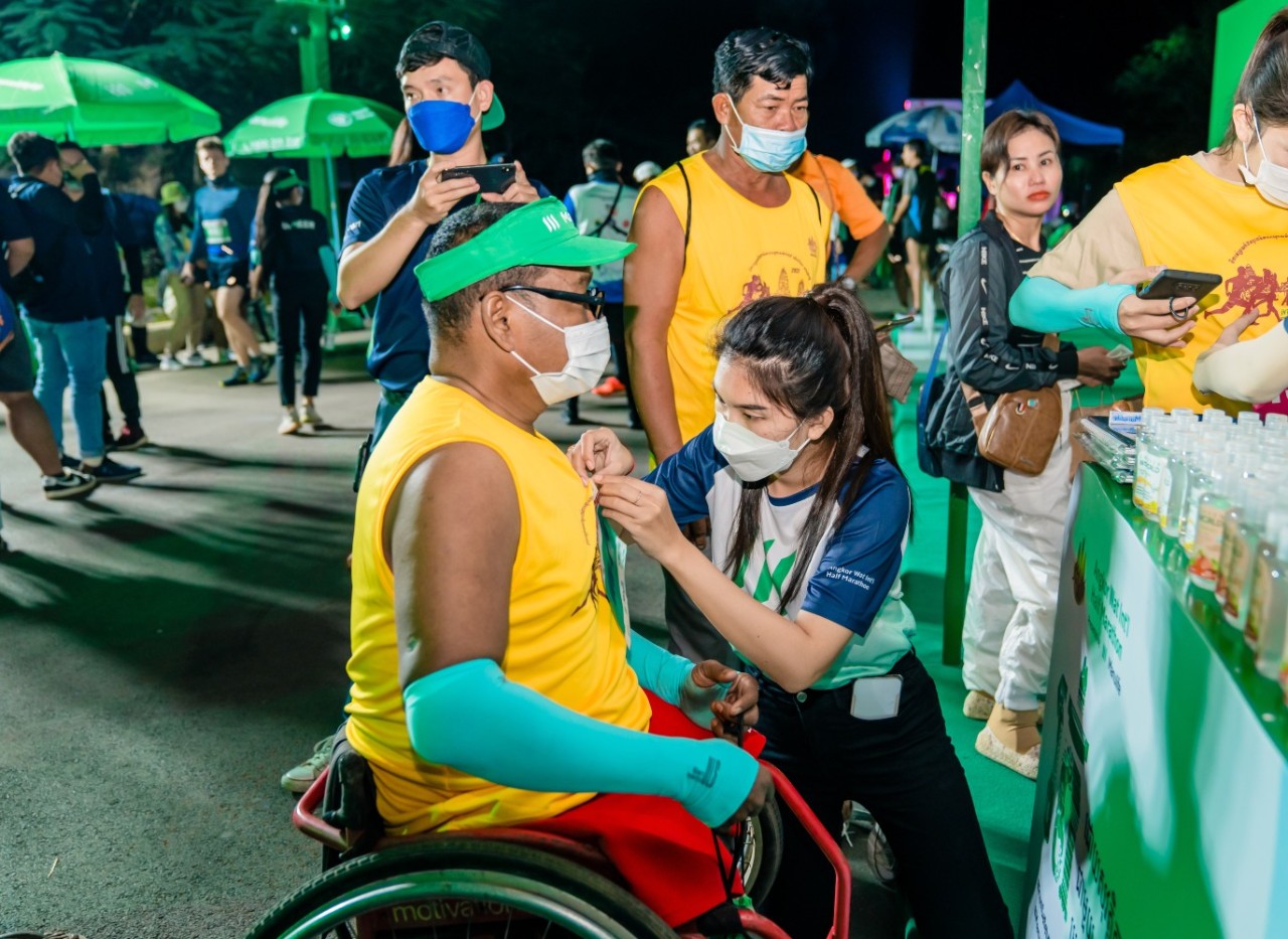 Manulife Cambodia sponsors Angkor Wat International Half Marathon for the 8th year