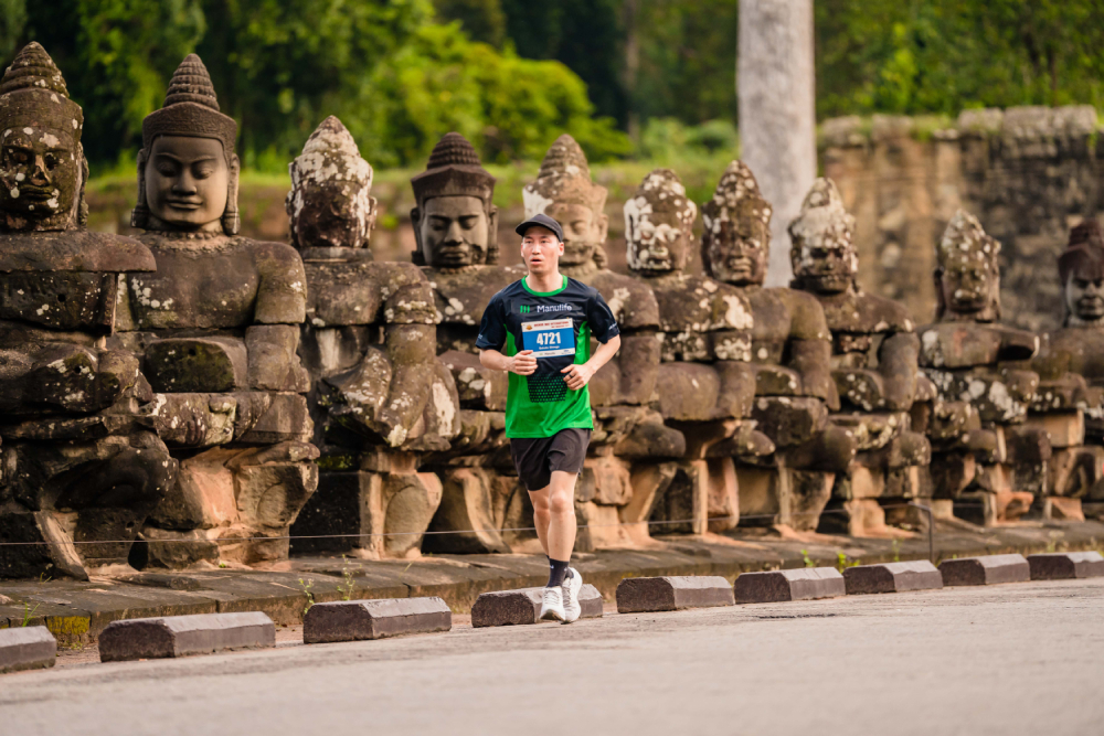 Manulife Cambodia: proud exclusive sponsor of the 27th Angkor Wat International Half Marathon