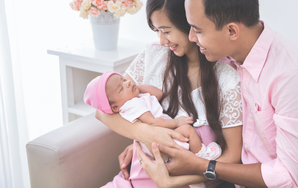 Top 4 Insurance Tips For New Parents - Life insurance - Education Insurance 