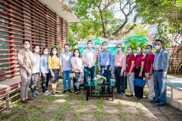 Manulife Cambodia donates US$110,244 to Angkor Hospital for Children