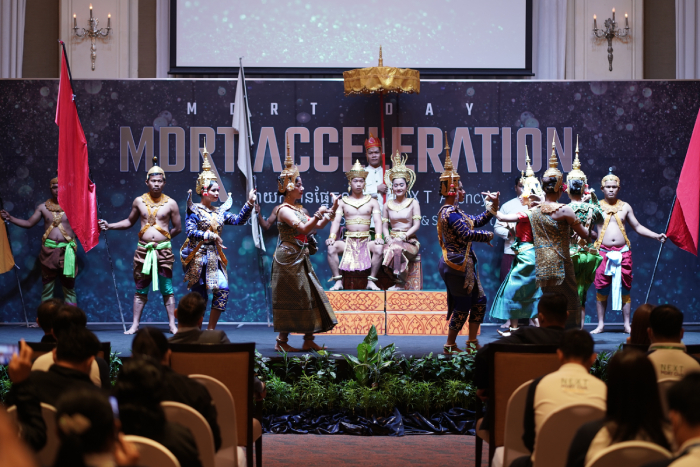 ក្រុមហ៊ុន មេនូឡាយហ្វ៍ ខេមបូឌា រៀបចំកិច្ចប្រជុំជាយុទ្ធសាស្រ្ត​សម្រាប់ទីប្រឹក្សាធានារ៉ាប់រងឆ្នើម​​ MDRT
