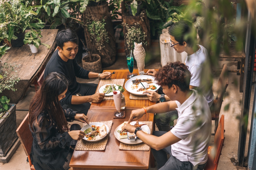 Pou Cafe Wat Damnak - Siem Reap - Manulife Cambodia